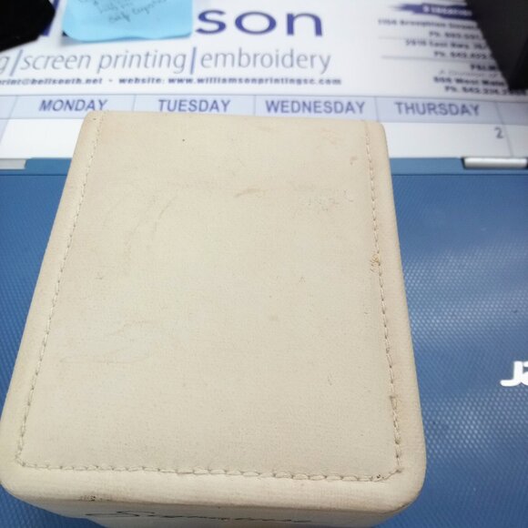 Signature Ladies Watch - Picture 2 of 2